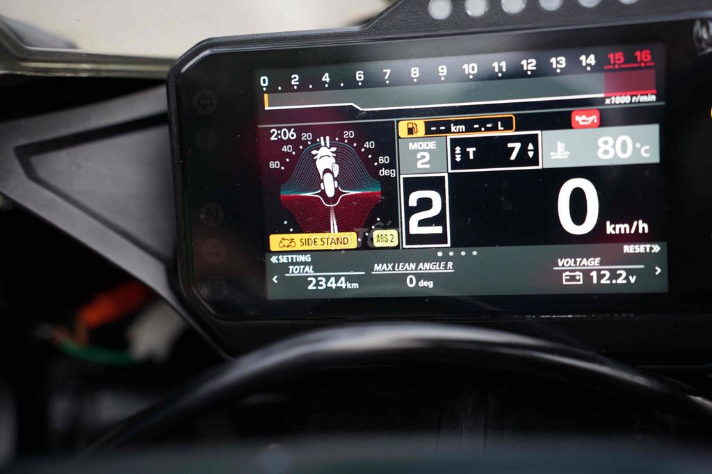 👦🏼🚦 HONDA CBR1000 RRR- FIREBLADE ODO 2K SIÊU LƯỚT. Mua bán Xe máy tại Thành phố Thủ Đức Tp Hồ Chí Minh được đăng bởi Thi Moto Thủ Đức hình 9