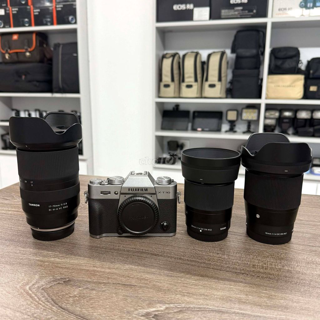 Fujifilm X-T30 & 17-70 F2.8 & 30 F1.4 & 16 F1.4 . Mua bán Máy ảnh, Máy quay tại Quận Thanh Xuân Hà Nội được đăng bởi Máy Ảnh Nguyễn Cường hình 1