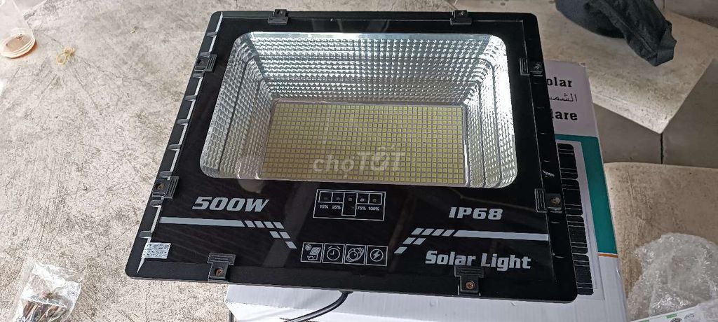 Đèn Pha led năng lượng mặt trời  500W . Mua bán Đèn tại Thành phố Thủ Đức Tp Hồ Chí Minh được đăng bởi Trịnh Hưng Phương  hình 1