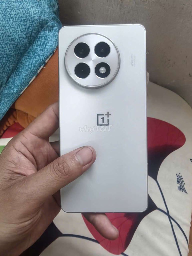 OnePlus Ace 5 (giao lưu máy khác). Mua bán Điện thoại tại Huyện Thạnh Trị Sóc Trăng được đăng bởi lê văn thọ hình 1