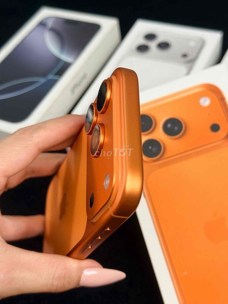 Apple iPhone 17 Pro Cam Sạc. Mua bán Điện thoại tại Quận Bình Thạnh Tp Hồ Chí Minh được đăng bởi thao hình 1