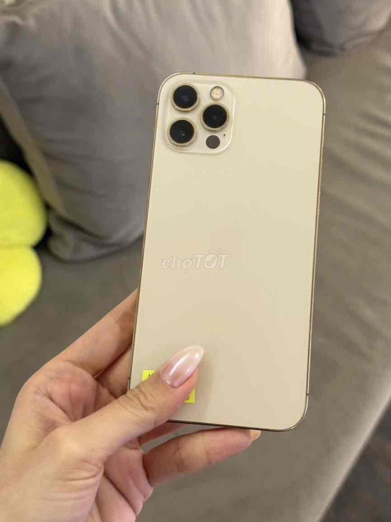 Apple iPhone 12 Pro 128GB Vàng Mỹ P89% Like New. Mua bán Điện thoại tại Quận 8 Tp Hồ Chí Minh được đăng bởi CA REM BÁN TÁO hình 1