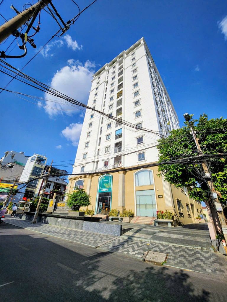 Угловая 3к квартира в TECCO CENTRAL HOME, вид на LM81