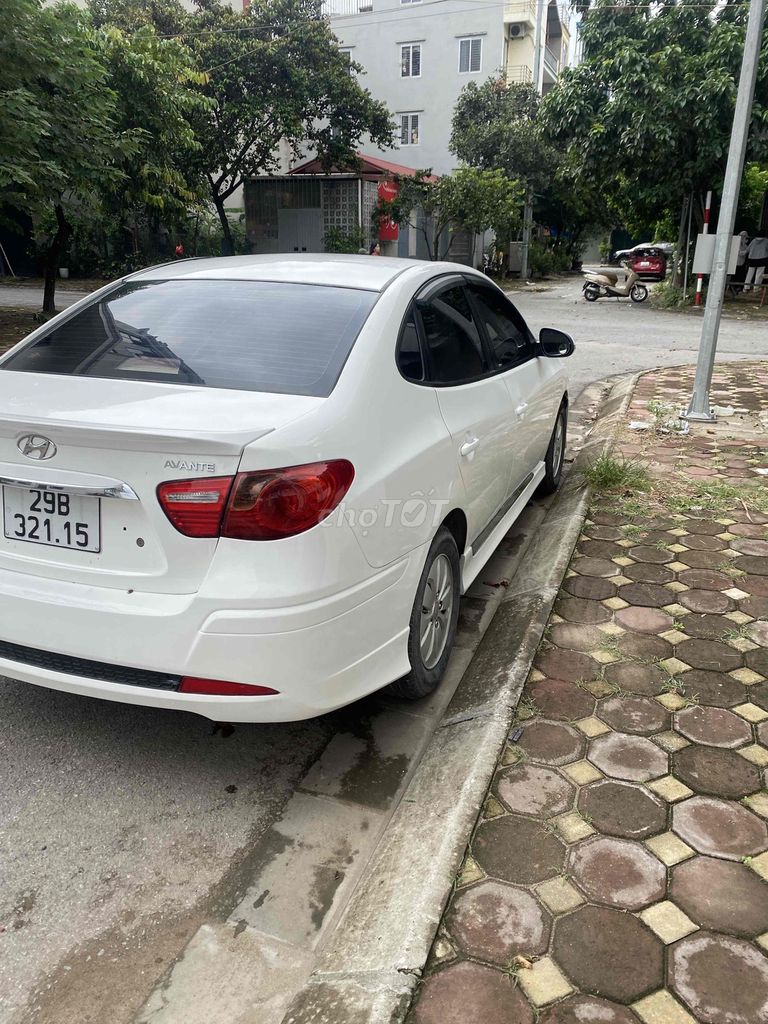 Hyundai Avante 2014 1.6 AT - 180000 km. Mua bán Ô tô tại Huyện Gia Lâm Hà Nội được đăng bởi Nguyễn văn Đề hình 4
