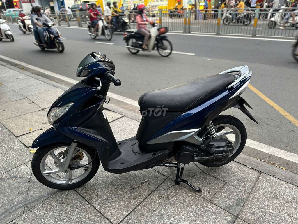 Yamaha Luvias Fi 2016 mới 90% biển số 63. Mua bán Xe máy tại Quận Tân Phú Tp Hồ Chí Minh được đăng bởi Tuanduy hình 2