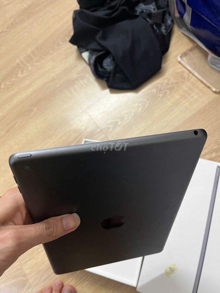 Ipad gen 9 64gb wifi fullbox con bh 4 tháng