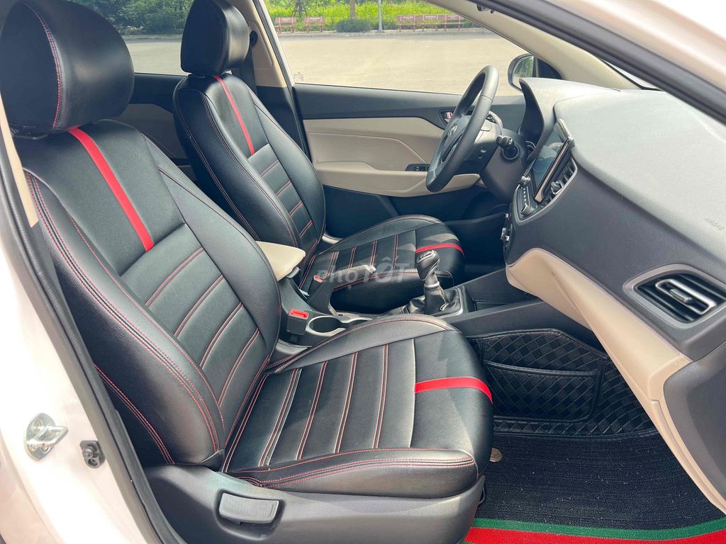 Hyundai Accent 2024 1.4 MT - 24000 km. Mua bán Ô tô tại Quận Hoàng Mai Hà Nội được đăng bởi QUANG TU hình 11