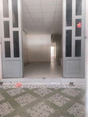 Аренда · 3 комн. · 100 м² · Quận Bình Tân, ул. Đường Hương Lộ 3