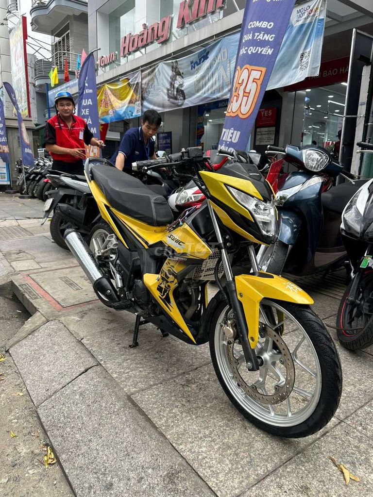 Honda sonic 150 2020 mới 90% Bstp chính chủ. Mua bán Xe máy tại Quận Tân Phú Tp Hồ Chí Minh được đăng bởi Tuanduy hình 6