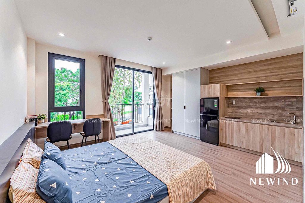 Studio Ban công/ cửa sổ Full NT new100% Gần Rmit_TDT_Lotte_HimLam_ Q7