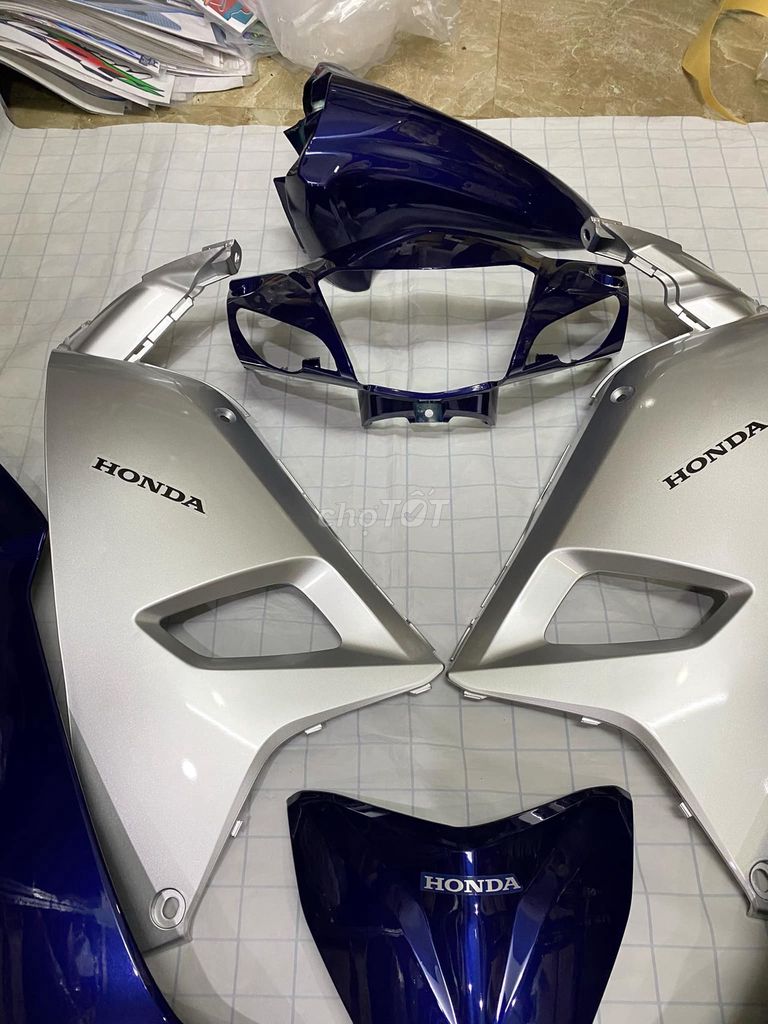 10 mảnh nhựa màu Wave A110cc màu Xanh Tím Than. Mua bán Phụ tùng xe tại Quận Cầu Giấy Hà Nội được đăng bởi Nguyễn Quang Huy hình 4