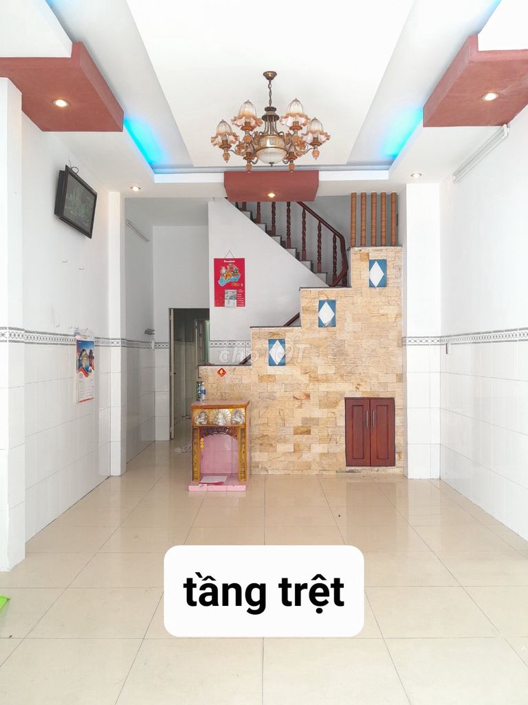 Căn 2 mặt tiền Hẻm xe hơi Lê Văn Quới - DT: 4m x 16m, Trệt 2 lầu ST