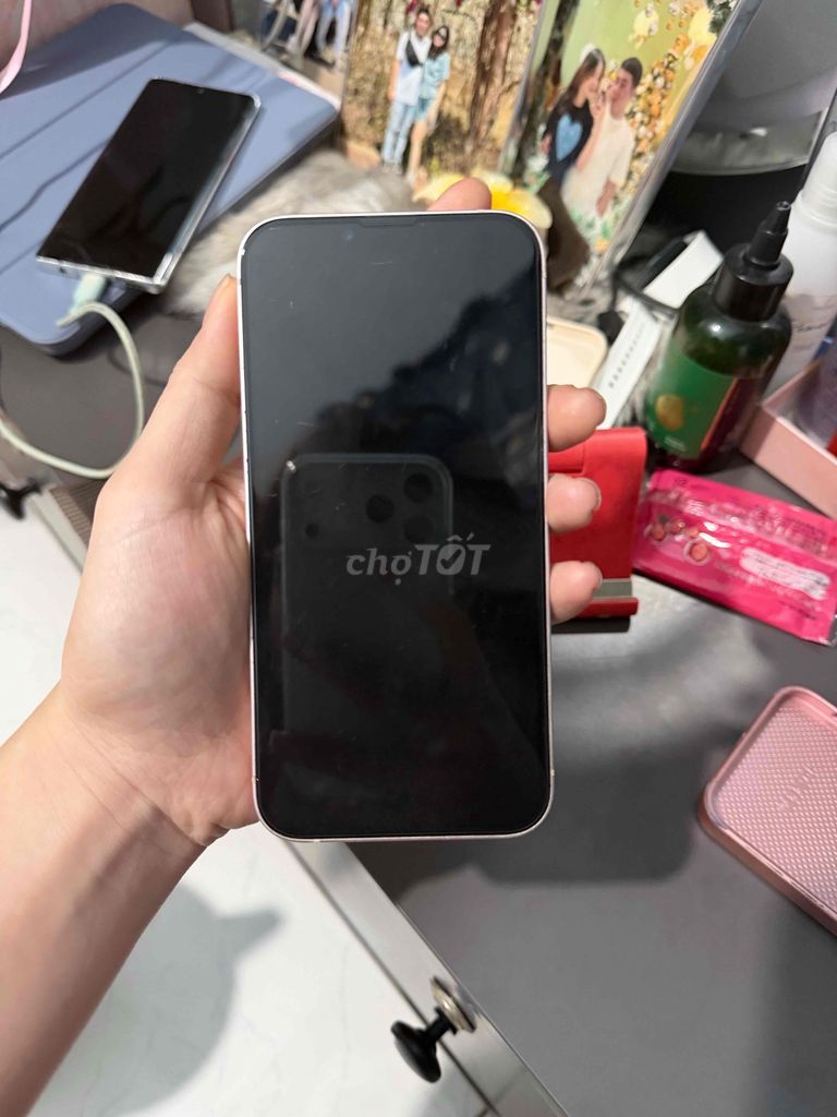 Apple iPhone 13 Hồng. Mua bán Điện thoại tại Quận Bình Tân Tp Hồ Chí Minh được đăng bởi hoa hình 1