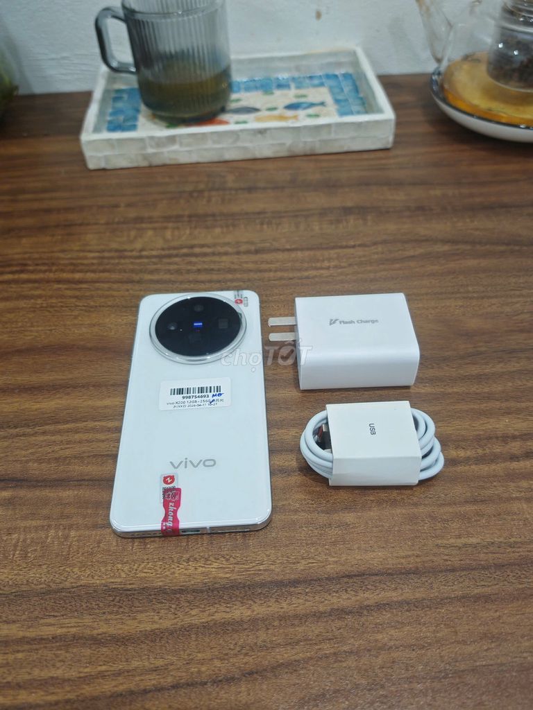 Vivo X200 12/256 Trắng sạc 80w có ship COD. Mua bán Điện thoại tại Quận Hoàng Mai Hà Nội được đăng bởi Trần Ngọc Hiếu hình 1