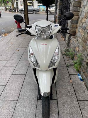 CẦN BÁN VISION 2020 SMK BSTP CHÍNH CHÙ XE SIÊU ĐEP. Mua bán Xe máy tại Quận Phú Nhuận Tp Hồ Chí Minh được đăng bởi Ngọc Trung