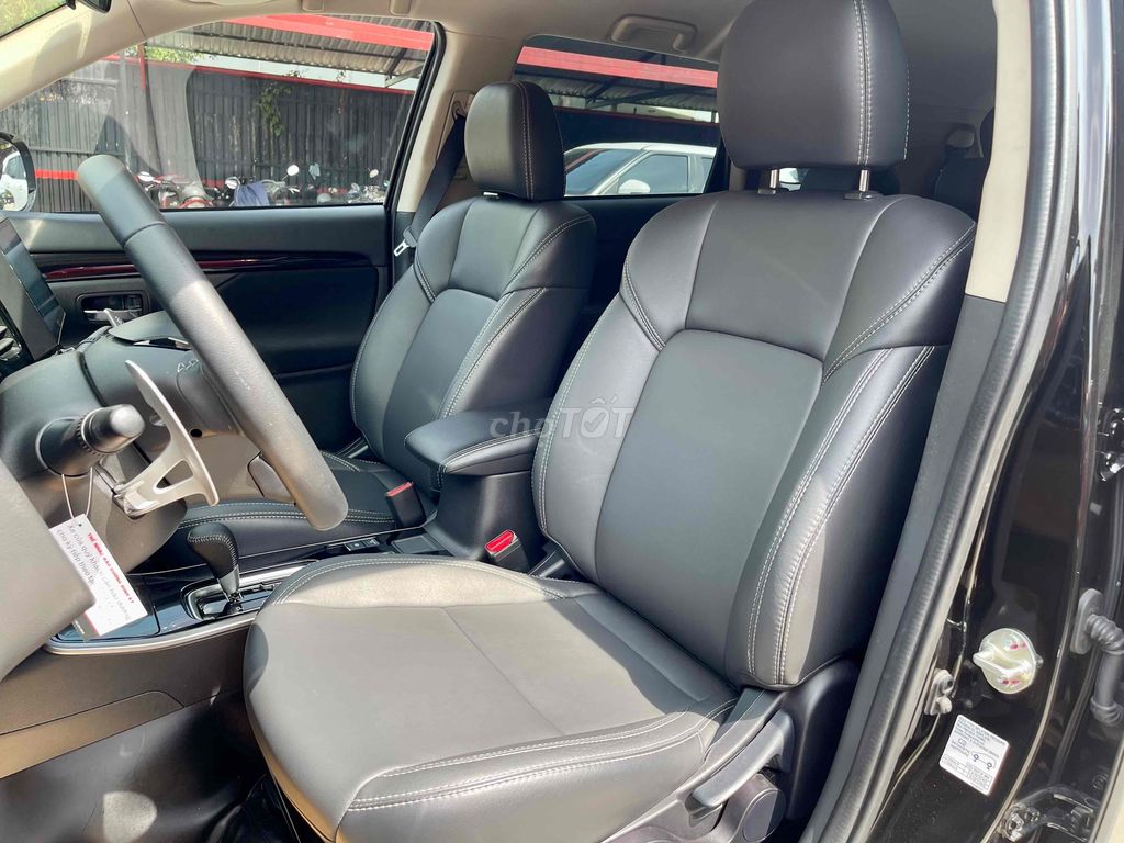 Outlander 2020 2.0 CVT - 22000km chủ đi ít giữ kỹ. Mua bán Ô tô tại Quận 8 Tp Hồ Chí Minh được đăng bởi Trường Nguyễn Chợ Tốt Xe Official Mall hình 12