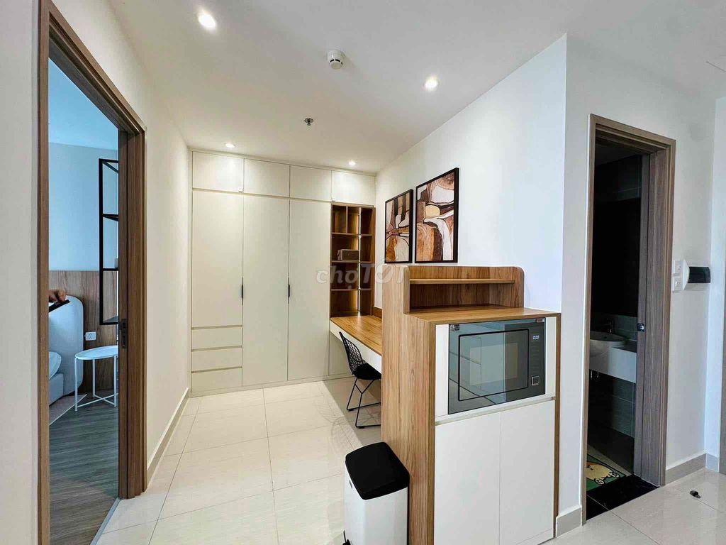 Продается 3-комнатная угловая квартира The Origami Vinhomes Grand Park 81,5 м2, 4 футов 2