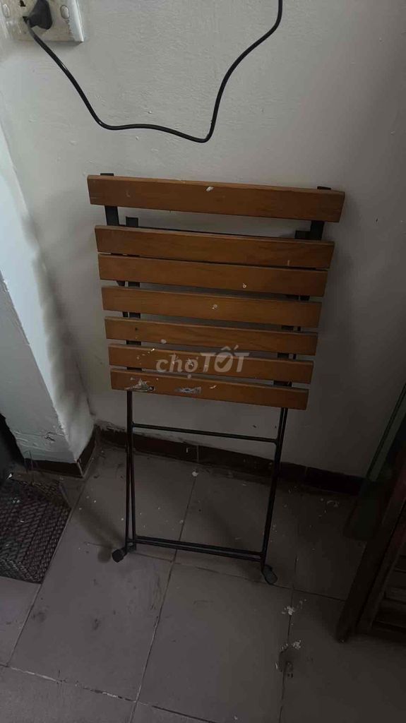 Ghế gấp gỗ kim loại. Mua bán Bàn ghế tại Quận Hai Bà Trưng Hà Nội được đăng bởi Nguyễn Công Minh hình 1