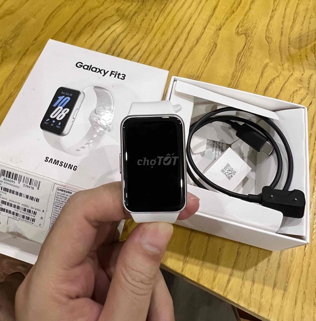 Samsung Galaxy Fit3 Trắng. Mua bán Thiết bị đeo thông minh tại Huyện Hoài Đức Hà Nội được đăng bởi Nguyễn Phúc hình 1