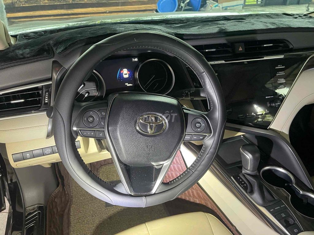 🚘 Toyota Camry 2020 2.5Q - Siêu Cọp: 14.000 km. Mua bán Ô tô tại Thành phố Thủ Đức Tp Hồ Chí Minh được đăng bởi Tấn Lợi  hình 6