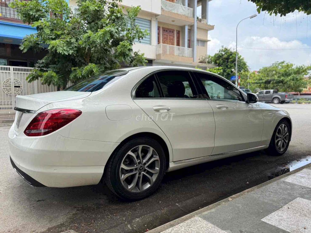 Mercedes Benz C Class 2018 C200 - 60000 km. Mua bán Ô tô tại Quận Ngô Quyền Hải Phòng được đăng bởi thức híp hình 4