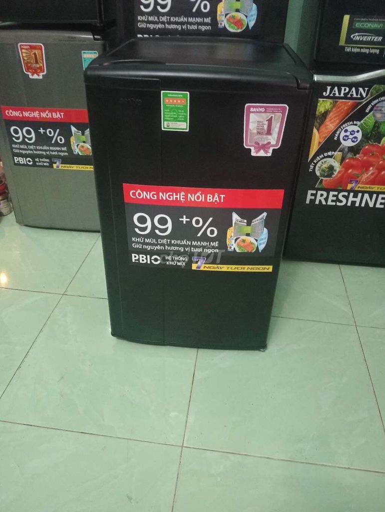 Tủ lạnh Sanyo màu Đen. Mua bán Tủ lạnh tại Quận Bình Thuỷ Cần Thơ được đăng bởi Hoa Nguyen hình 1