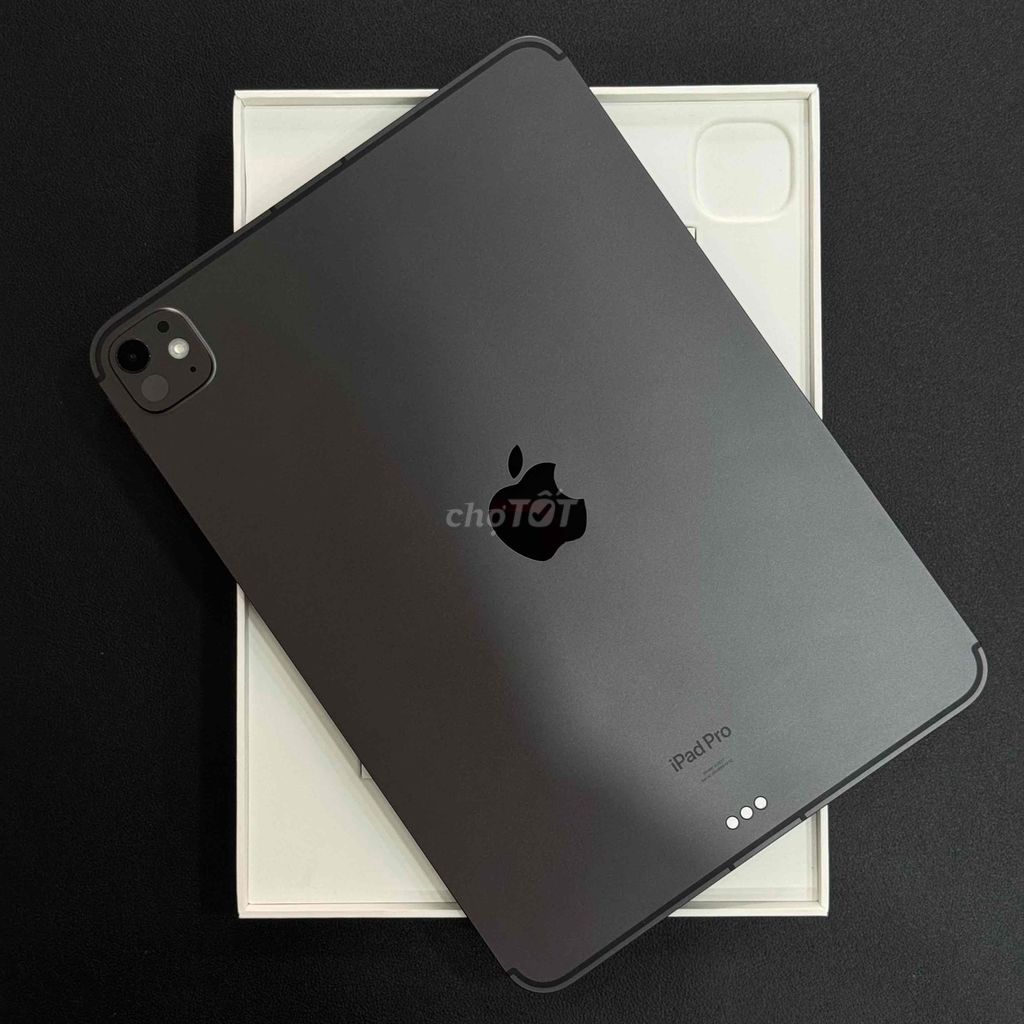 iPad Pro M4 5G đen máy siêu lưới đẹp keng. Mua bán Máy tính bảng tại Thành phố Buôn Ma Thuột Đắk Lắk được đăng bởi Nguyễn Hoàng hình 1