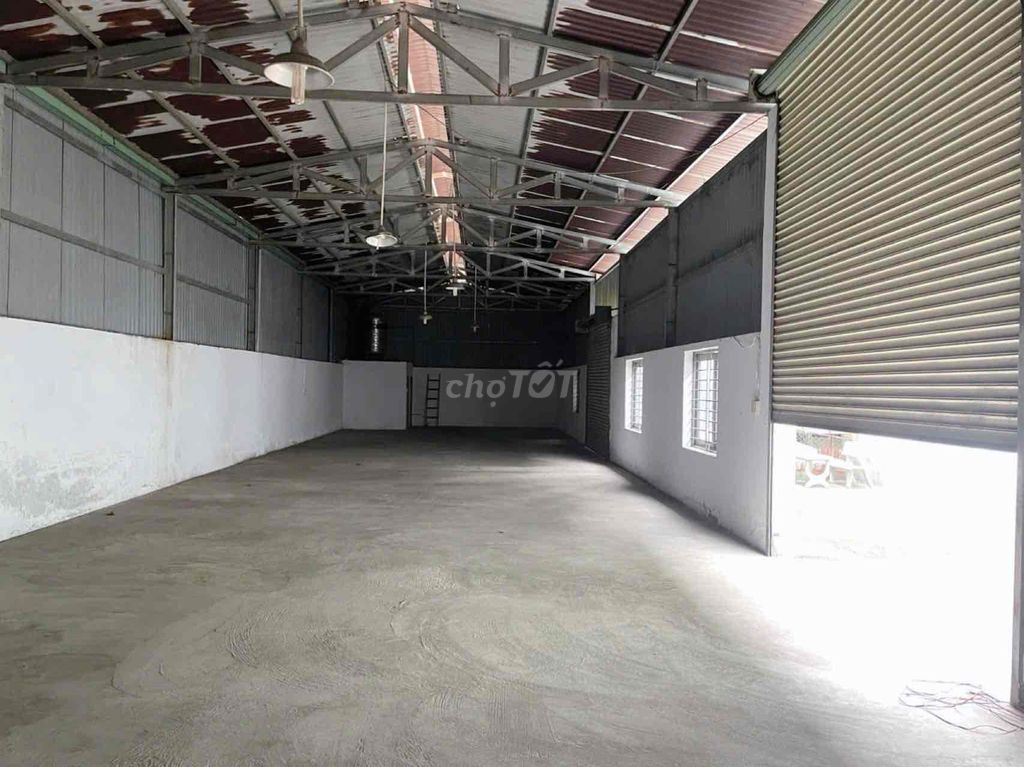 KHO XƯỞNG Y HÌNH VLB ( 160m2 ) ĐƯỜG CONTAINER