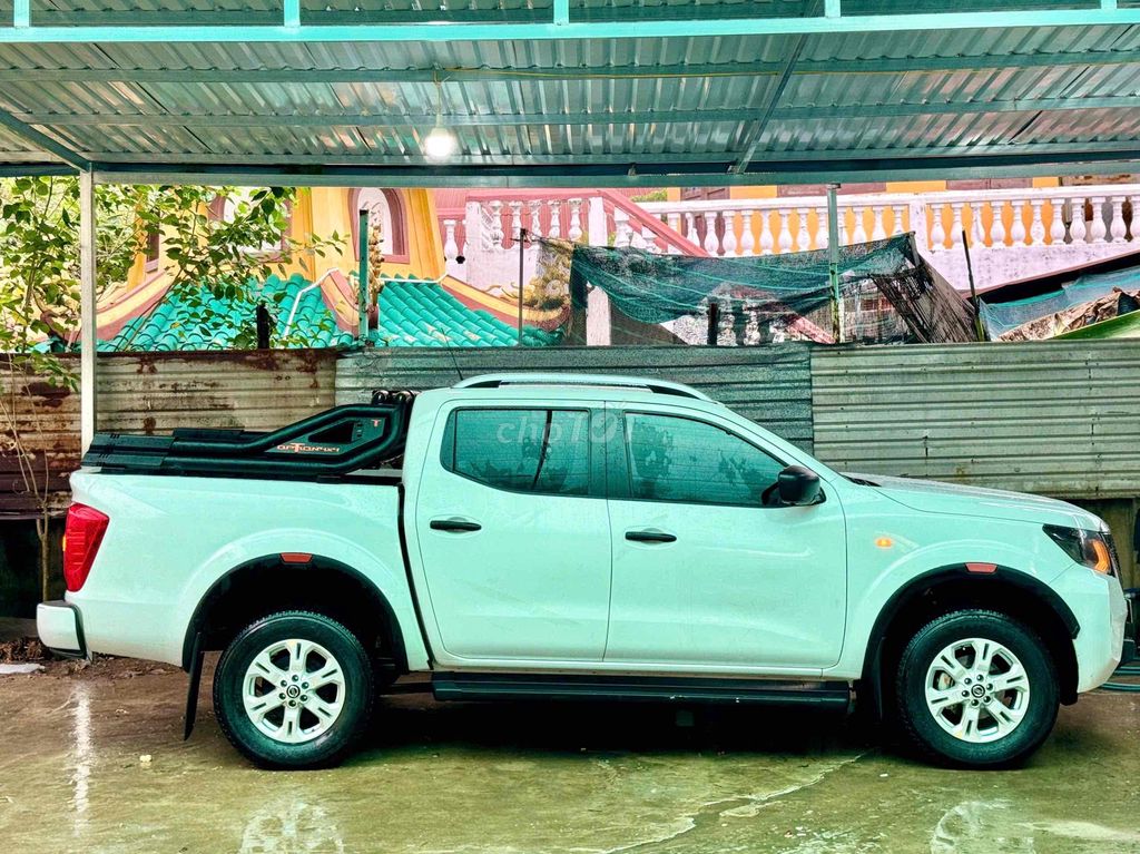 Bán xe Nissan Navara 2023 mới 9000km, giá tốt