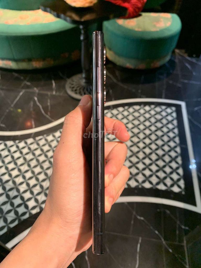 Samsung Galaxy S22 Ultra Đen Đã sử dụng. Mua bán Điện thoại tại Quận Hoàn Kiếm Hà Nội được đăng bởi Nguyễn Gia Khánh hình 1