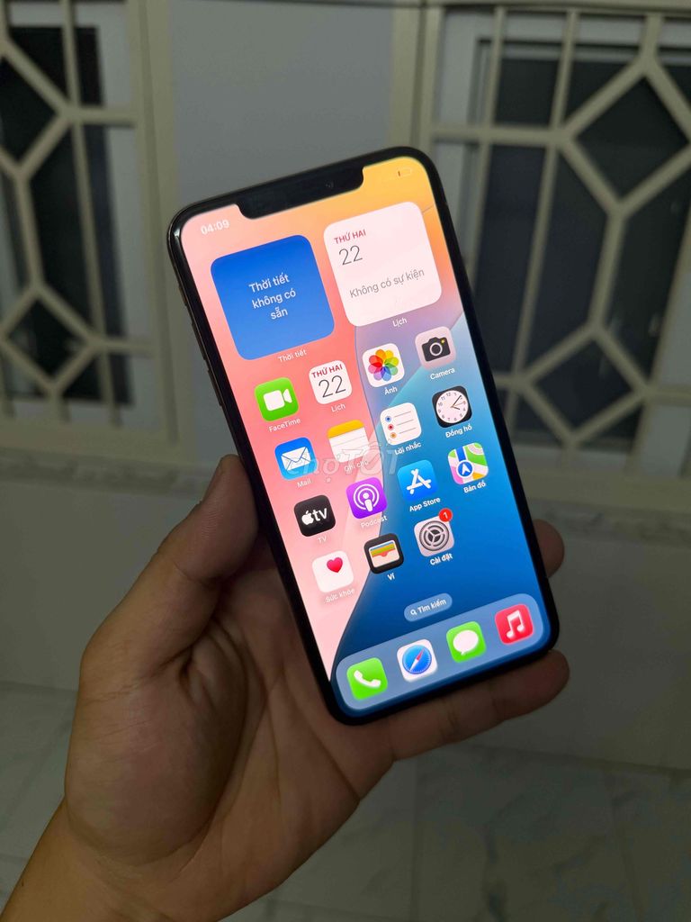Apple iPhone XS Max 256GB Vàng Đã sử dụng. Mua bán Điện thoại tại Quận 8 Tp Hồ Chí Minh được đăng bởi Sang Máy Cỏ hình 1