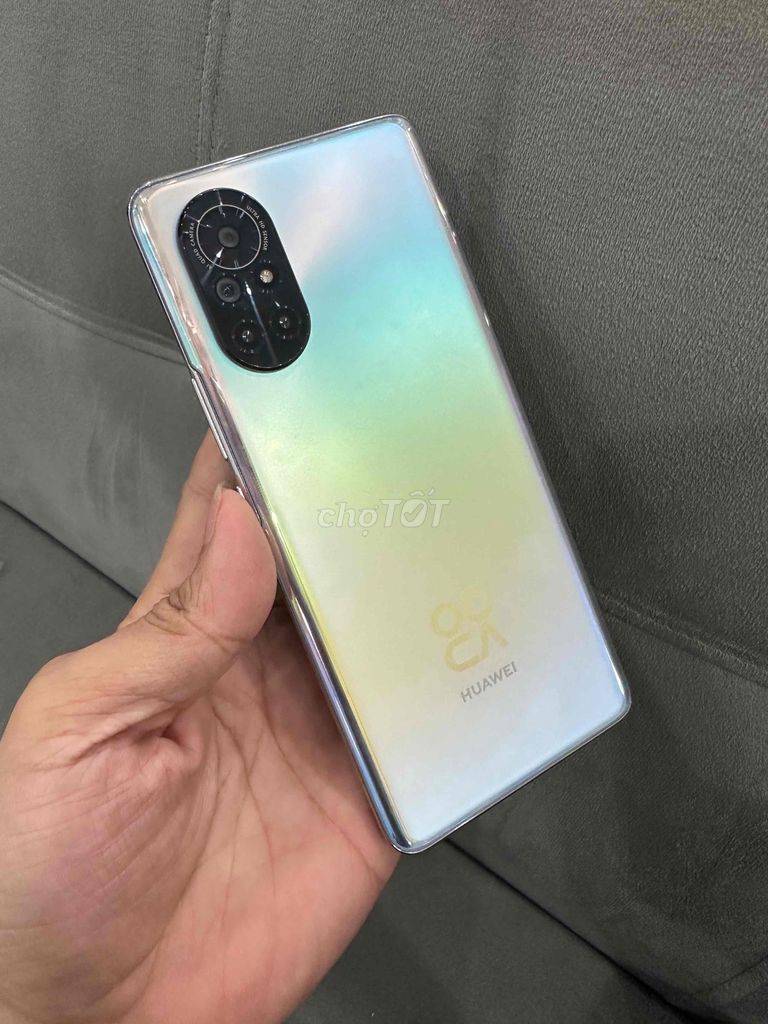 Huawei Nova 8 128GB Bạc màn 90Hz mượt ngon. Mua bán Điện thoại tại Quận Đống Đa Hà Nội được đăng bởi Ng Hoang Anh hình 1
