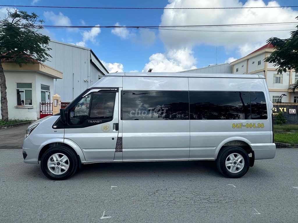 Ford Transit 2023 1chủ mua mới từ đầu. Mua bán Ô tô tại Huyện Bình Chánh Tp Hồ Chí Minh được đăng bởi Quốc Bảo  hình 5