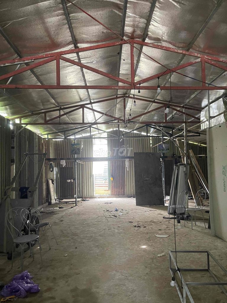 Cần cho thuê kho xưởng 200m2