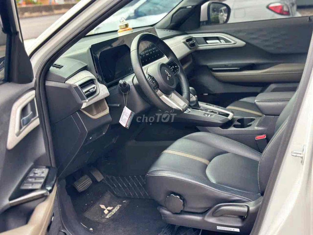 Mitsubishi Xforce 2024 Ultimate xe lái thử 💯💯. Mua bán Ô tô tại Quận Gò Vấp Tp Hồ Chí Minh được đăng bởi Xe lướt chính hãng  hình 5