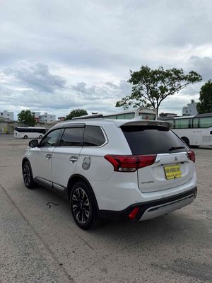 Mitsubishi Outlander 2.0 Premium 2021