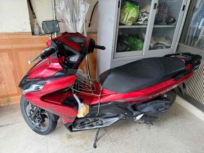 lên đời muốn bán lại chiếc xe ablade 125 đang đi. Mua bán Xe máy tại Quận Hải An Hải Phòng được đăng bởi Đường Đời