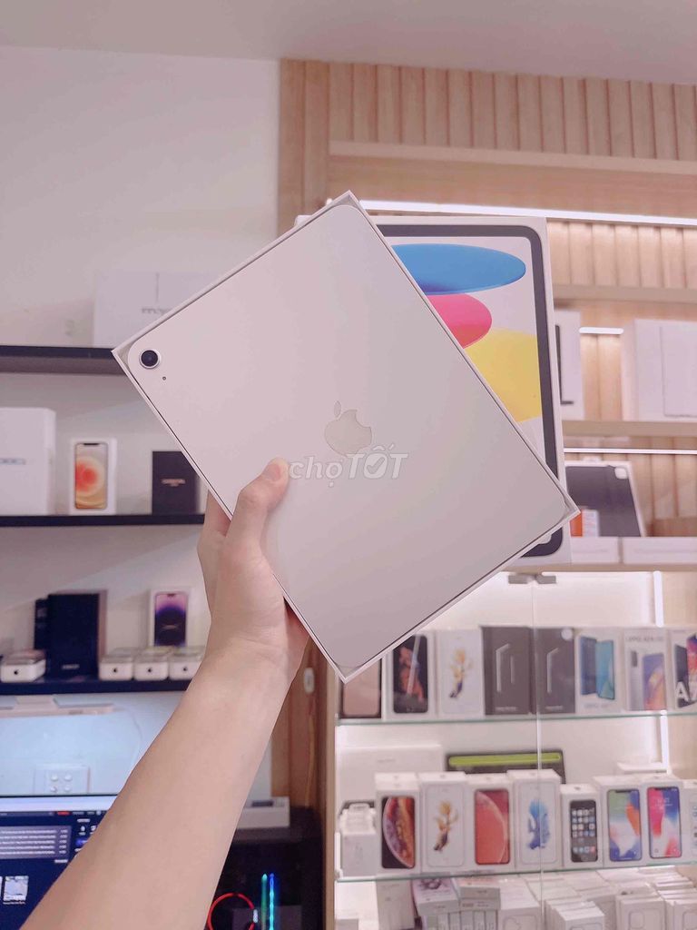 iPad Gen 11 (A16) 128GB Wifi Bạc sạc 10 lần VN 🇻🇳. Mua bán Máy tính bảng tại Quận Đống Đa Hà Nội được đăng bởi Ngô Minh Hoàng hình 1