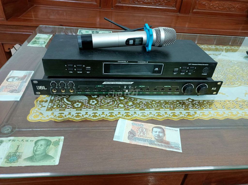 Micro không dây JBL Đen Bạc. Mua bán Tivi, Âm thanh tại Huyện An Dương Hải Phòng được đăng bởi Tam hình 1