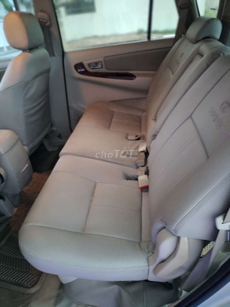 Gia đình bán inova 2006 G. Mua bán Ô tô tại Huyện Hóc Môn Tp Hồ Chí Minh được đăng bởi Phương 1980 hình 3