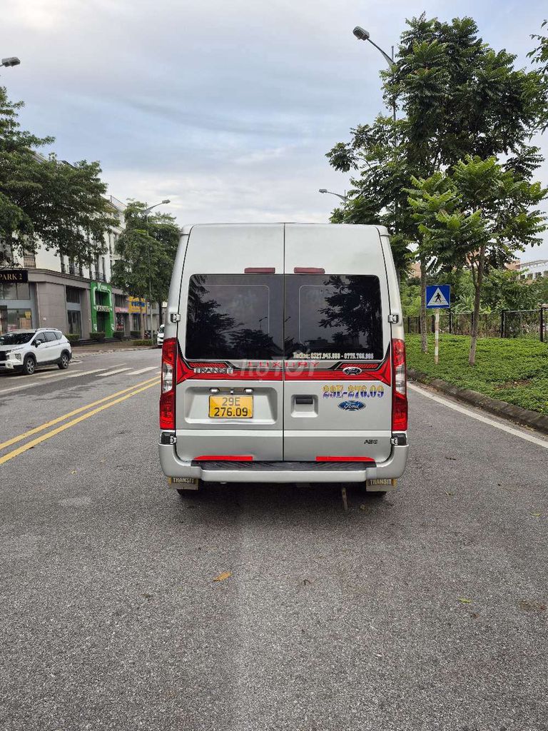 Xe khách Ford Transit 16 chỗ Bạc. Mua bán Phương tiện khác tại Quận Long Biên Hà Nội được đăng bởi Ngô hùng hình 5
