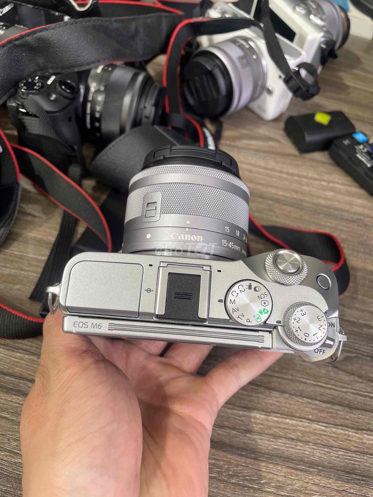 canon m6 kèm 15 45 trắng bản hiếm. Mua bán Máy ảnh, Máy quay tại Quận Thanh Xuân Hà Nội được đăng bởi Mua bán giao lưu các Dòng máy ảnh giá tốt hình 1