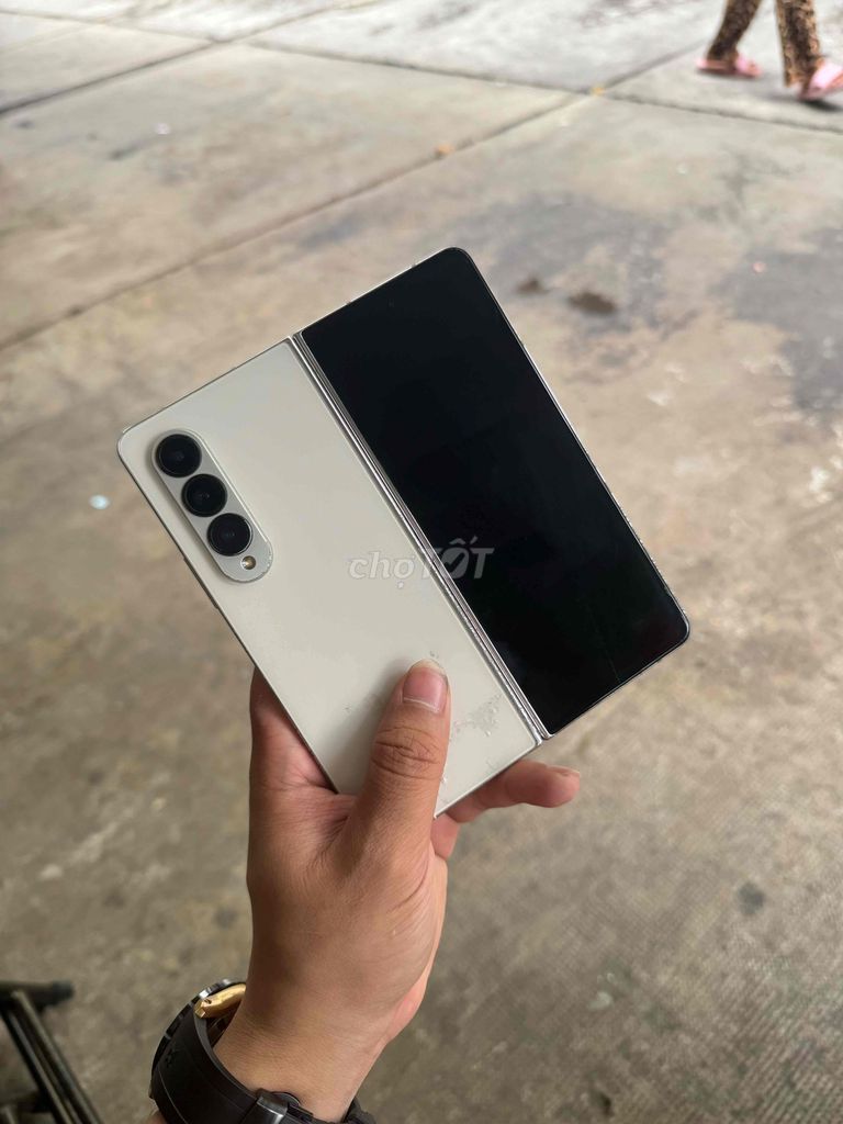 Samsung Galaxy Z Fold4 256GB Trắng. Mua bán Điện thoại tại Quận 5 Tp Hồ Chí Minh được đăng bởi Nguyễn Tấn Vũ  hình 1