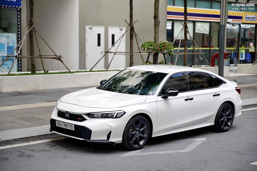 CIVIC RS HEV 2025 LƯỚT NHẤT VN, BẢN XĂNG ĐIỆN. Mua bán Ô tô tại Quận 10 Tp Hồ Chí Minh được đăng bởi PC Trương hình 2