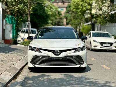 xe Toyota Camry 2.0G sx 2019
