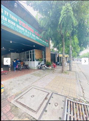 Cho thuê nhà mặt tiền đường Nguyễn Thị Sóc, HM. DT: 8 x 32.