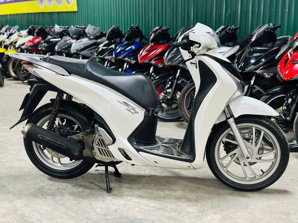 XE MÁYTHANHTÙNG_SH VIỆT 150I TRẮNG BIỂN 29 MÁY ZIN. Mua bán Xe máy tại Quận Nam Từ Liêm Hà Nội được đăng bởi THANH TÙNG hình 2