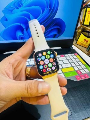 Apple Watch SE 40mm Zin chuẩn chưa spa - Pin 100%