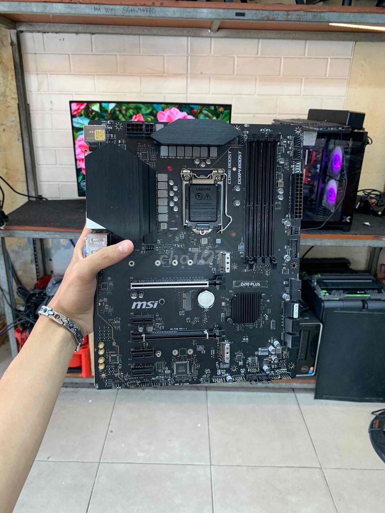 Bo mạch chủ MSI Z490-Plus 4 Khe Ram. Mua bán Linh kiện (RAM, Card...) tại Quận Phú Nhuận Tp Hồ Chí Minh được đăng bởi tiến tài 770 nguyễn kiệm p4 quận phú nhuận hình 1