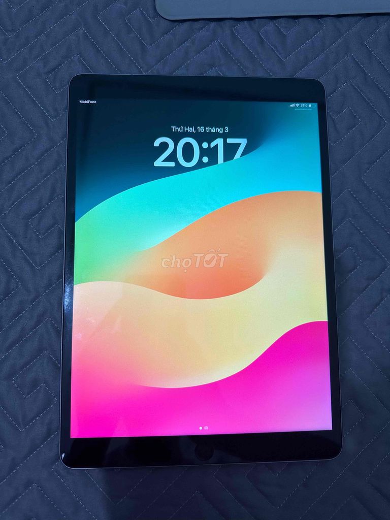 Apple iPad Pro 10.5 256GB Xám. Mua bán Máy tính bảng tại Quận Hà Đông Hà Nội được đăng bởi Đạt nguyễn hình 1
